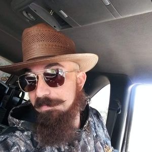 Meet your Posher, Zach